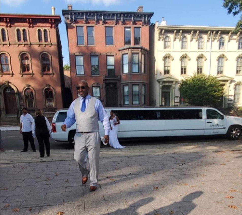 Albee Transport with a white stretch limousine in Philadelphia